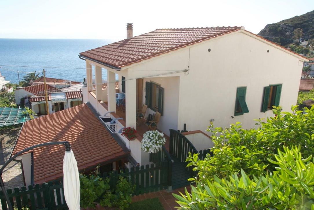 Villa Casa Guerrino Chiessi Exterior foto